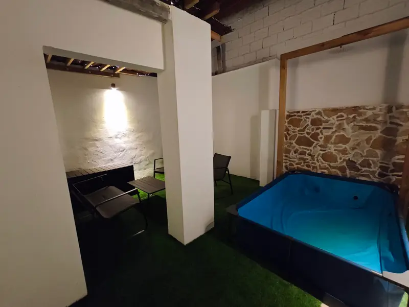 La piscina de noche
